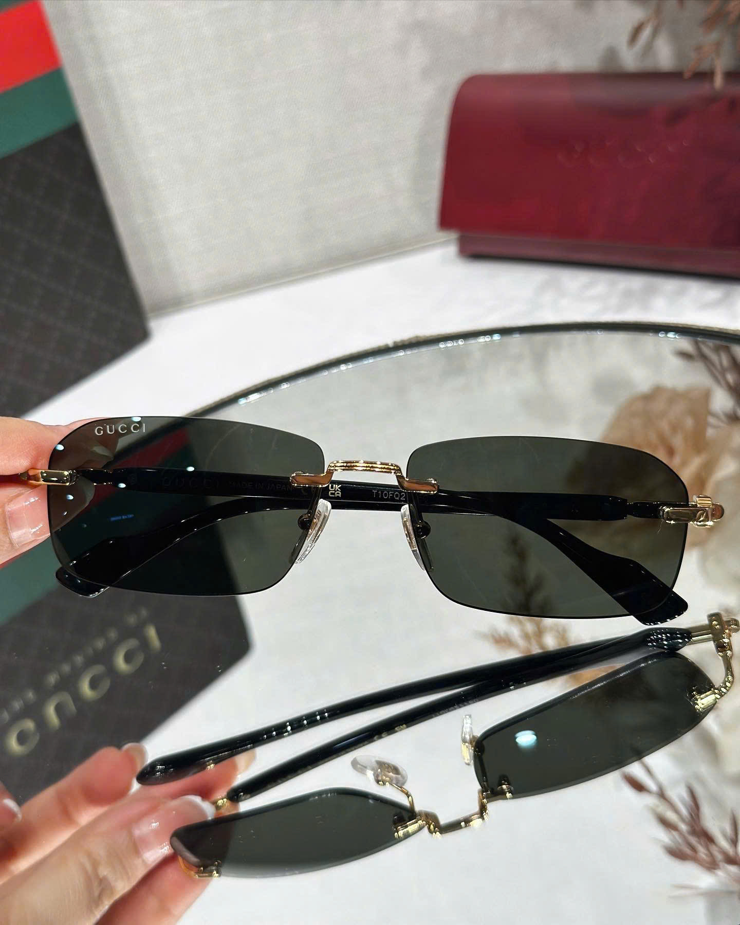 Gọng Kính GUCCI Khoan Dáng Mắt Nhỏ – Xu Hướng Thời Trang Đẳng Cấp Dành Cho Nam Và Nữ