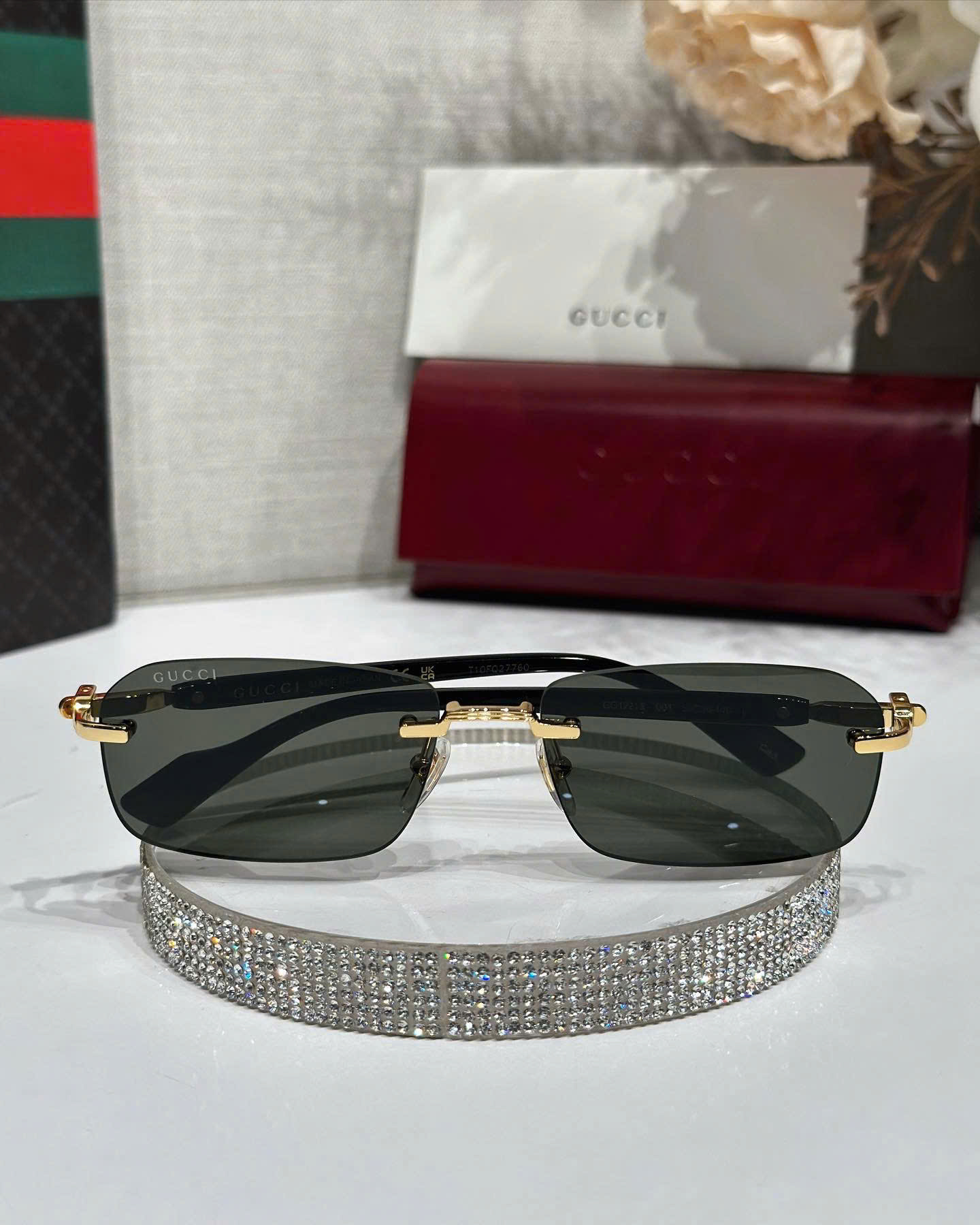Gọng Kính GUCCI Khoan Dáng Mắt Nhỏ – Xu Hướng Thời Trang Đẳng Cấp Dành Cho Nam Và Nữ