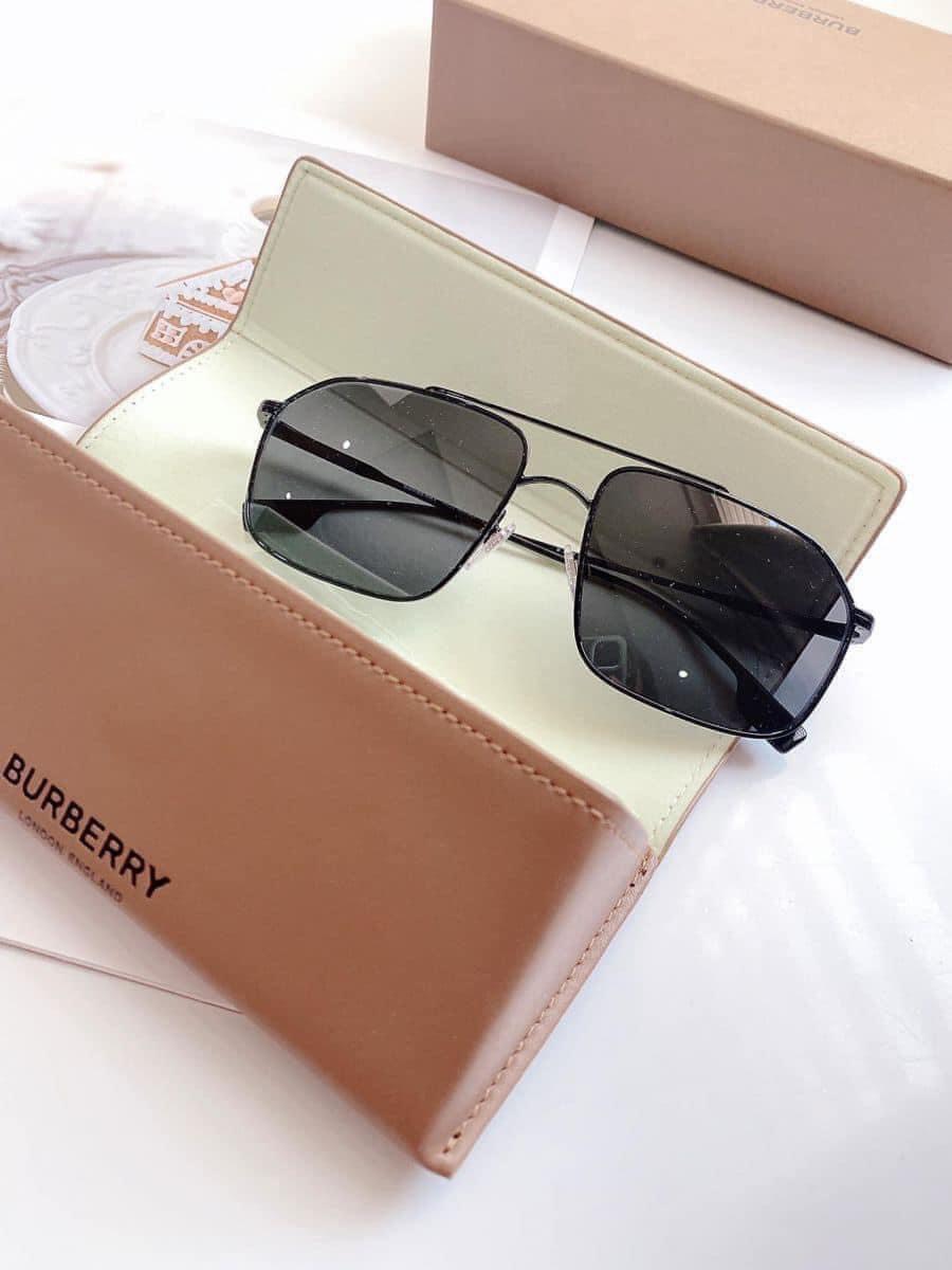 Kính mắt Burberry Sunglasses For Men