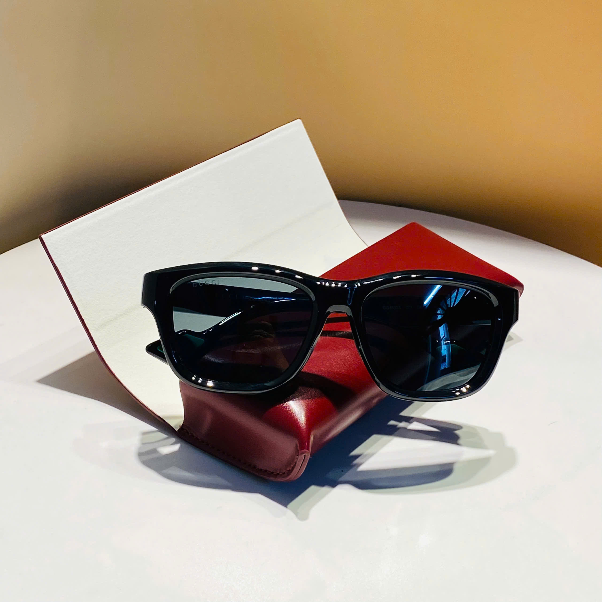 Kính Mắt GUCCI SS25 Mới Nhất – Phong Cách Thời Thượng Cho Nam Và Nữ