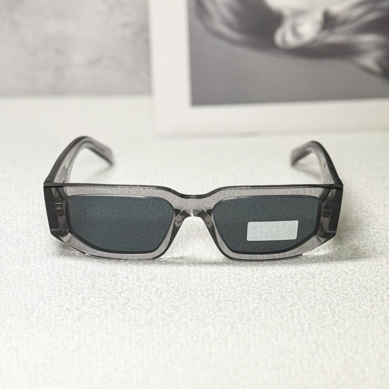 Kính Mắt PRADA Unisex Màu Trong Gray – Phong Cách Thời Trang Cá Tính Từ Thương Hiệu Cao Cấp Ý