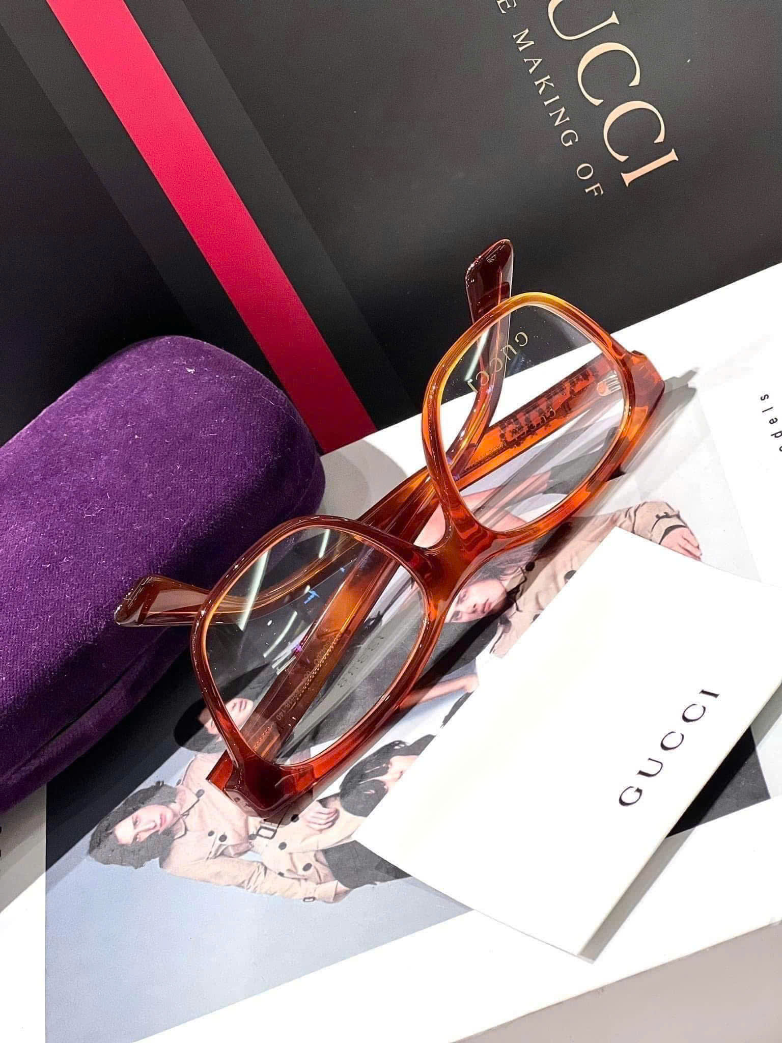 Gọng Kính Gucci GG0420 Havana – Đỉnh Cao Của Sự Tinh Tế Và Thời Trang