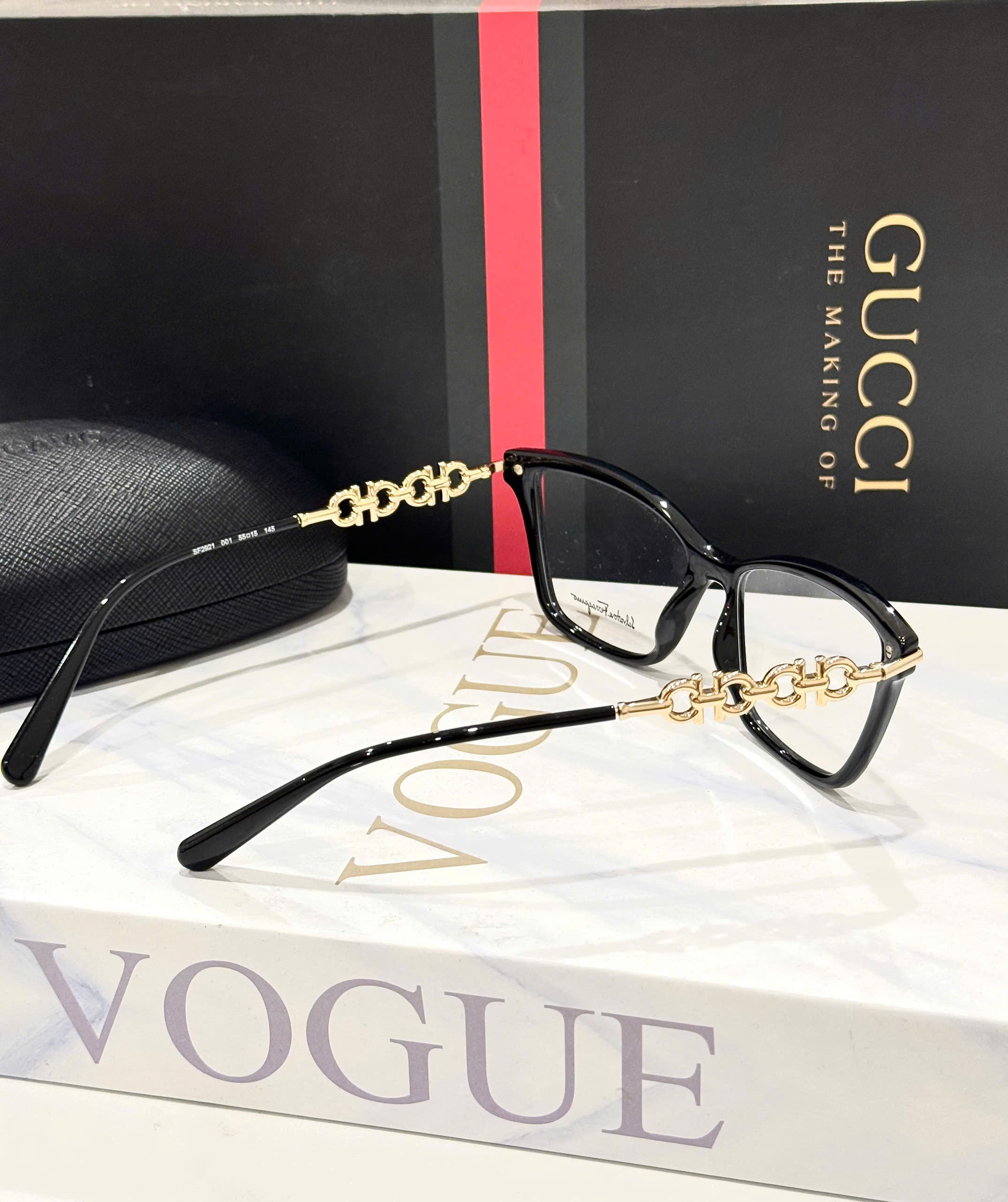 Gọng Kính Cận Salvatore Ferragamo – Mẫu Mới Hot Nhất 2025, Thiết Kế Thanh Lịch Made in Italy