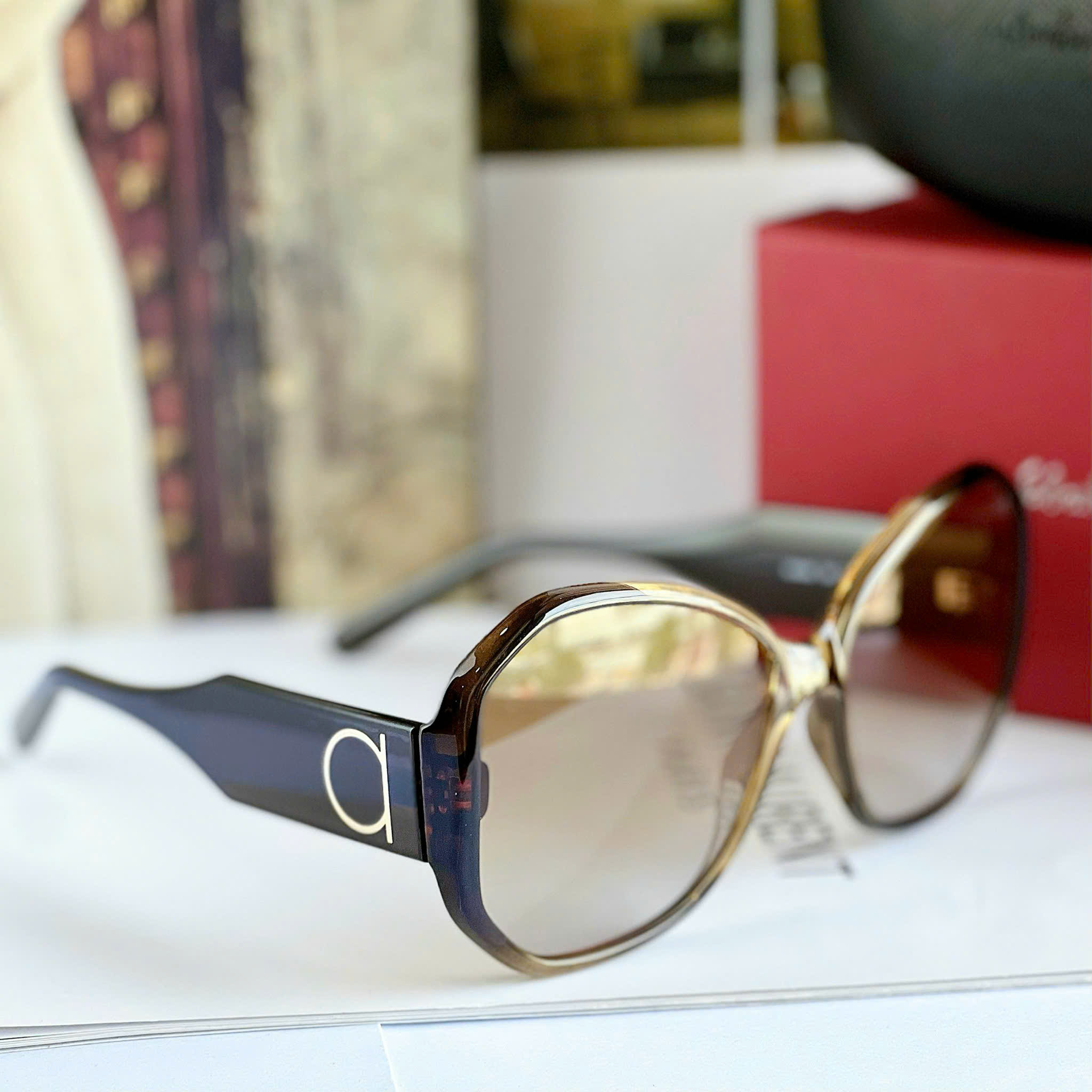 Kính Salvatore Ferragamo SF942 – Siêu Phẩm Thời Trang Sang Trọng Từ Ý