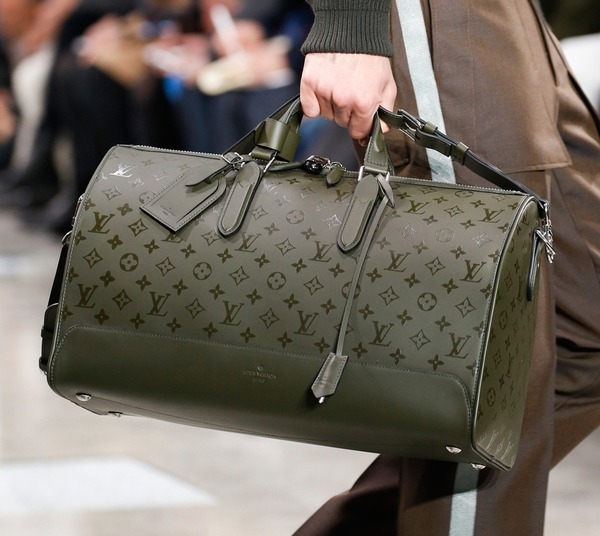 Túi Xách Louis Vuitton Nam