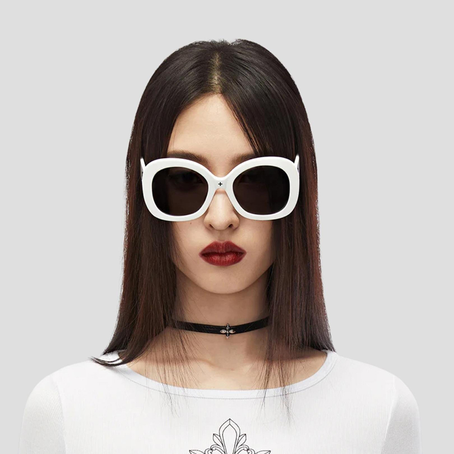 Kính Mát Nữ SMFK White & Black SG001W Màu Đen Trắng