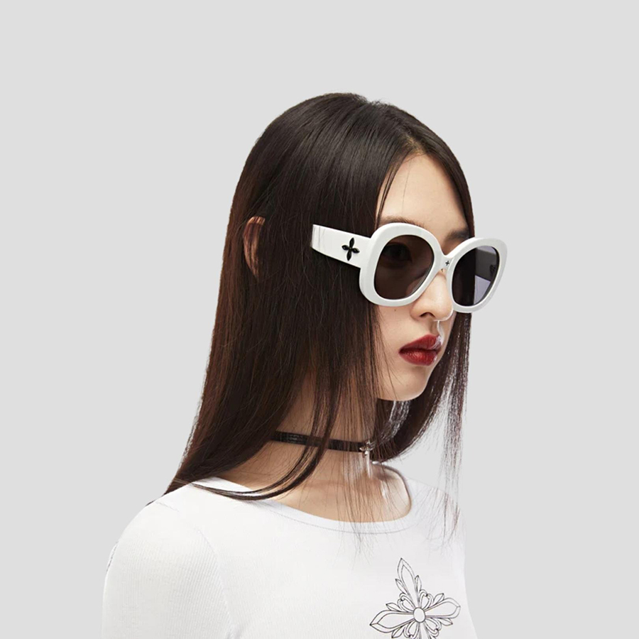 Kính Mát Nữ SMFK White & Black SG001W Màu Đen Trắng