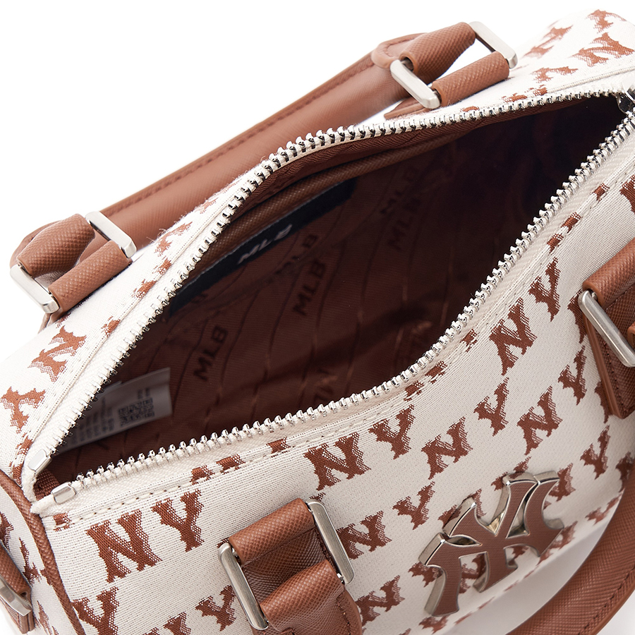 Túi Xách Nữ MLB Jacquard Boston Classic Monogram S New York Yankees 3ABWS013N-50CRD Màu Trắng/Nâu