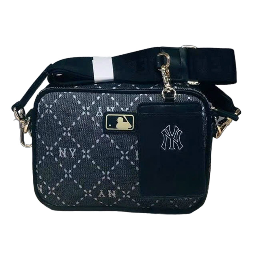 Túi Đeo Chéo MLB Monogram JQD New York Yankees 7ACRMD73N - 50BKS Màu Đen Xám