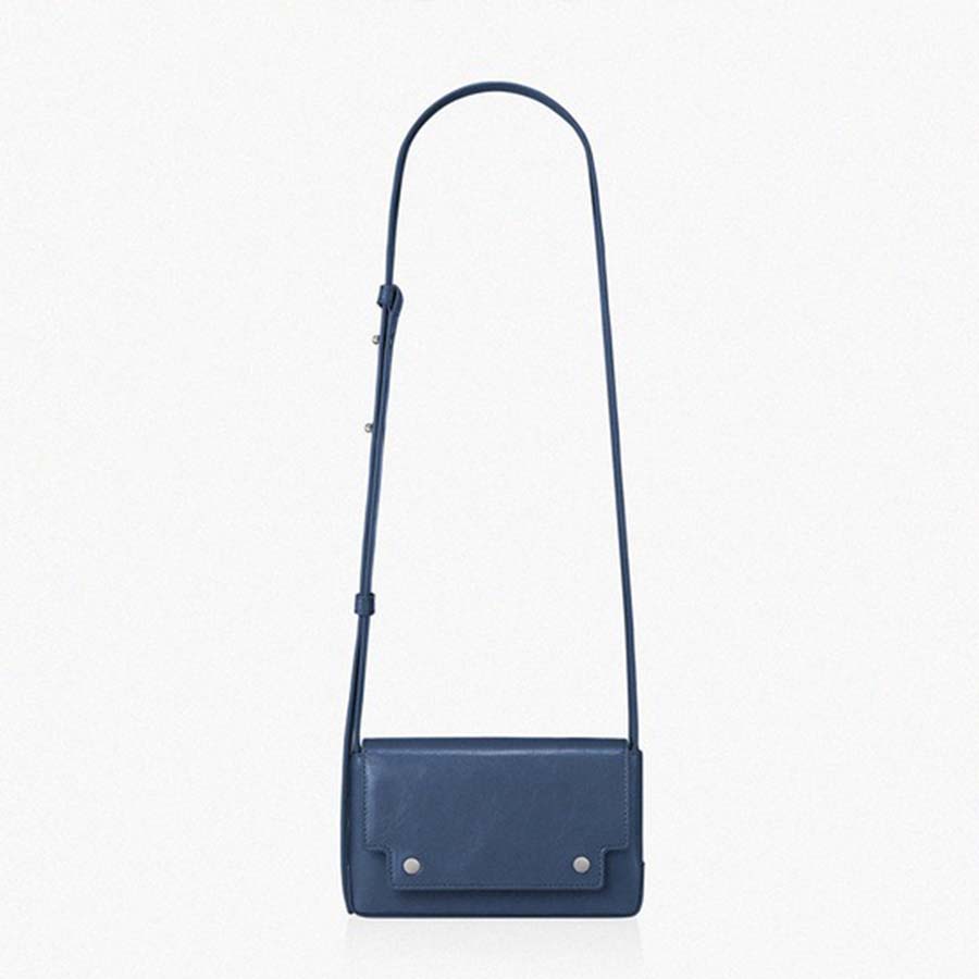 Túi Đeo Chéo Unisex Find Kapoor Marc 18 Crinkled Flip Crossbody Bag FBMC18CR0NV Màu Xanh Navy