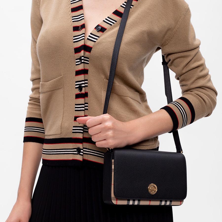 Túi Đeo Chéo Nữ Burberry Small Leather And Vintage Check Crossbody Bag Black 8023226 Màu Đen
