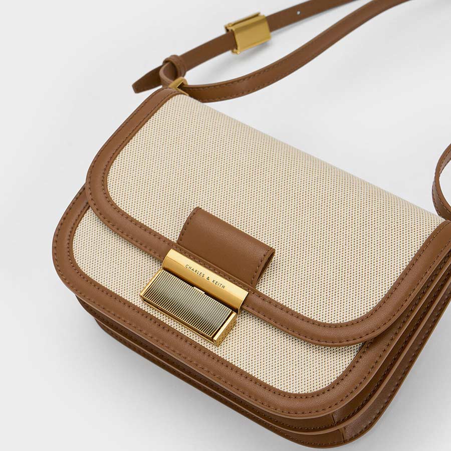 Túi Đeo Chéo Nữ Charles & Keith CNK Charlot Canvas Crossbody Bag - Chocolate CK2-80782074 Màu Nâu Kem