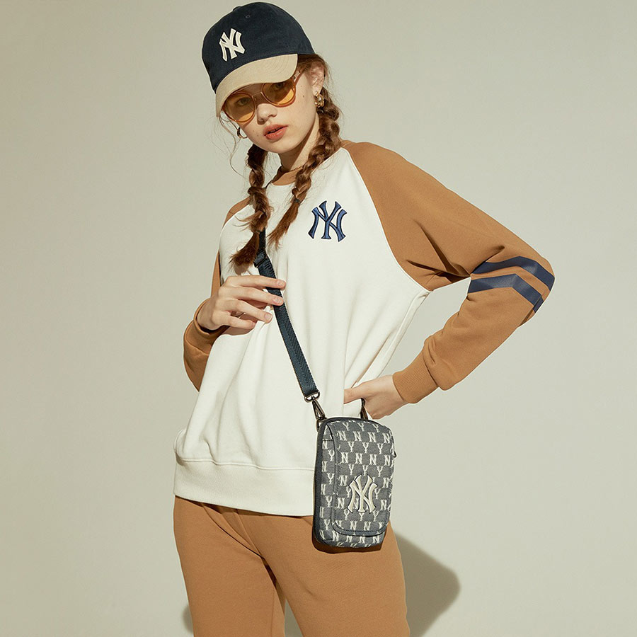 Túi Đeo Chéo MLB Monogram New York Yankees Crossbody Bag 32BGDD011-50N Màu Xanh Denim