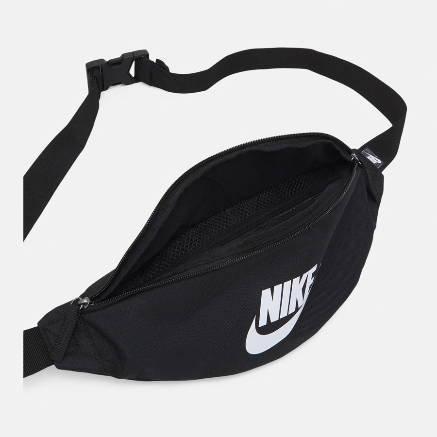 Túi Đeo Chéo Nike Saszetka Nerka Heritage DB0490 259 Màu Đen