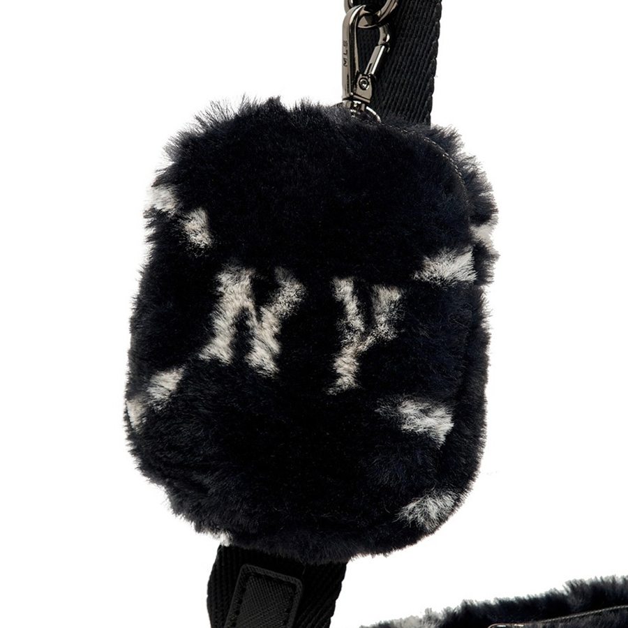 Túi Đeo Chéo MLB Dia Monogram Fur Cross Bag New York Yankees 3ACRM1026-50BKS Màu Đen