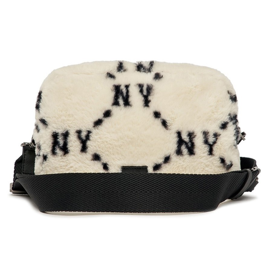 Túi Đeo Chéo MLB Dia Monogram Fur Cross Bag New York Yankees 3ACRM1026-50CRS Màu Trắng