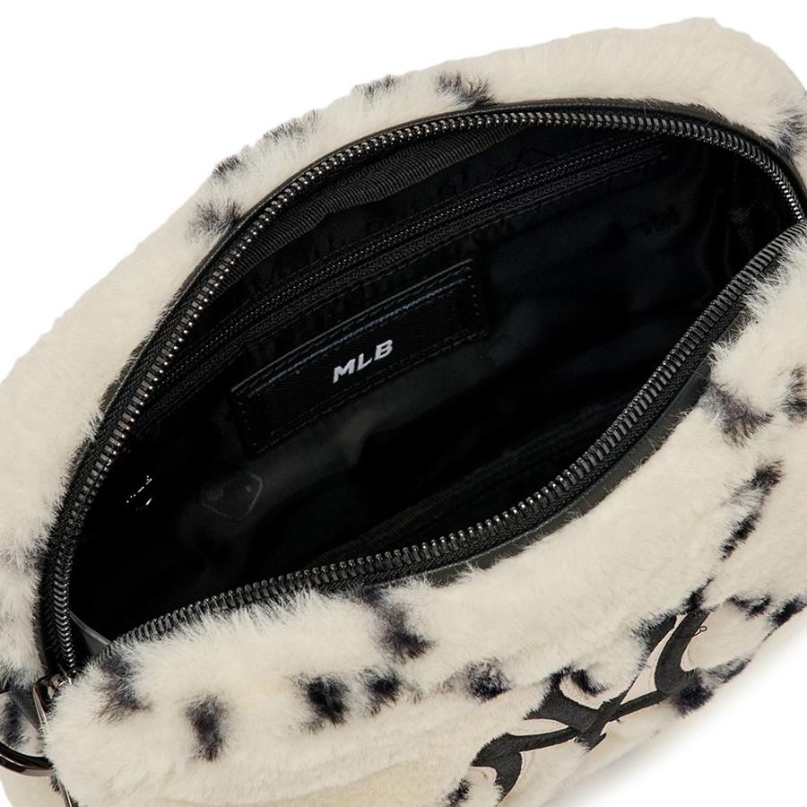Túi Đeo Chéo MLB Dia Monogram Fur Cross Bag New York Yankees 3ACRM1026-50CRS Màu Trắng