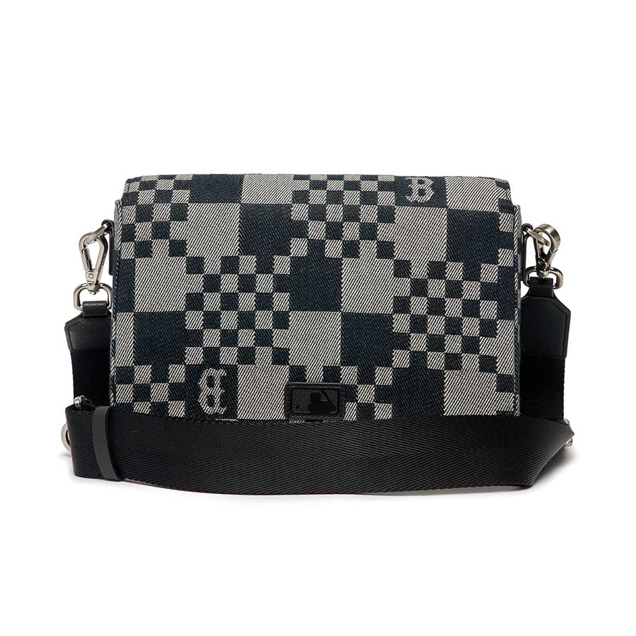 Túi Đeo Chéo MLB Caro Jacquard Crossbody New York Yankees 3ACRM062N-43BKS Màu Đen