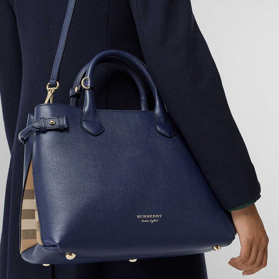 Túi Tote Burberry The Medium Banner In Leather And House Check Blue Màu Xanh Blue Size 34