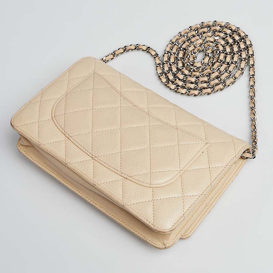 Túi Đeo Chéo Chanel Beige Clair Quilted Caviar Leather Classic Woc Clutch Bag Màu Be