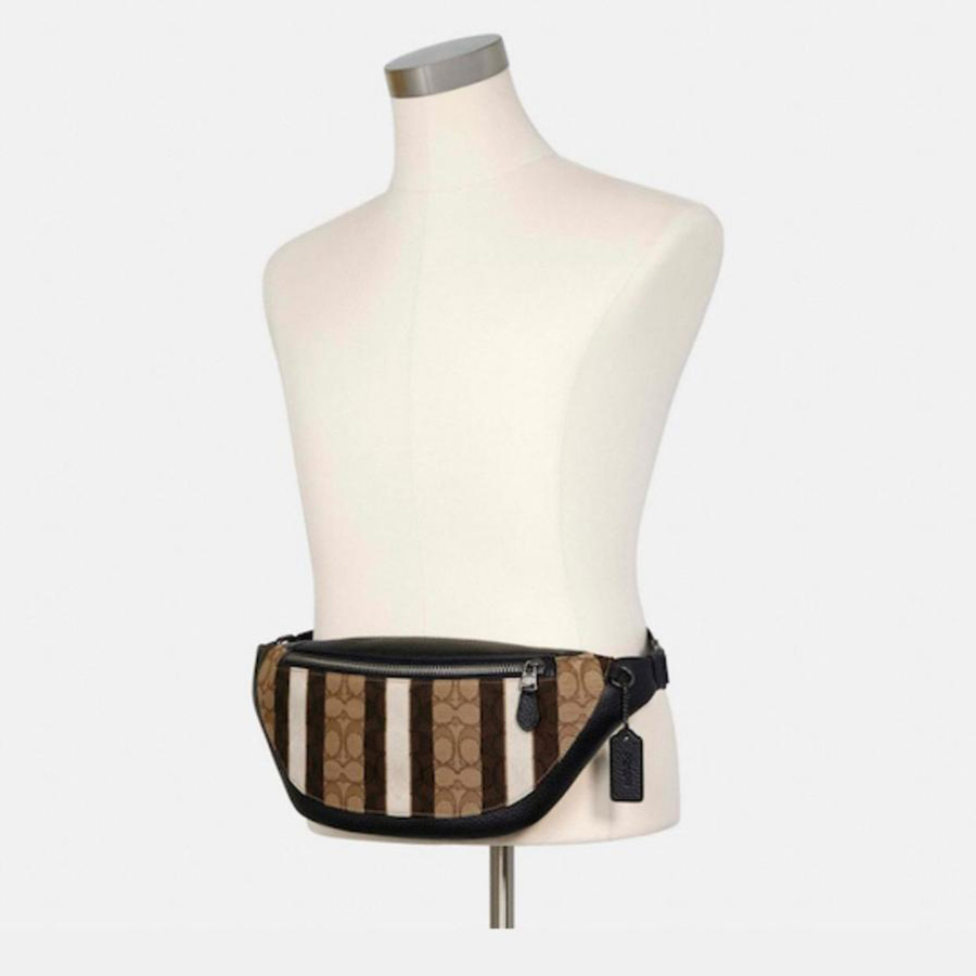 Túi Đeo Hông Coach Nam Belt Warren In Signature With Stripes Gunmetal Khaki Black Jacquard Cross Body Bag Màu Nâu