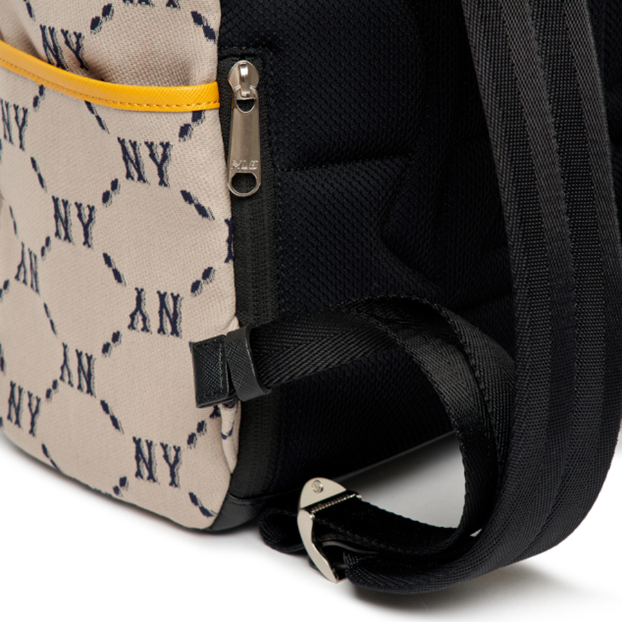 Balo MLB Monogram Diamond Jacquard New York Yankees 3ABKM022N-50BGS Màu Beige