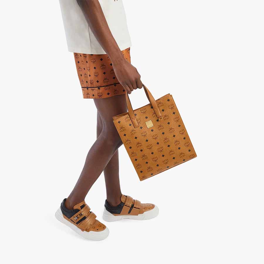 Túi Tote MCM Klassik Tote In Visetos Cognac Màu Nâu