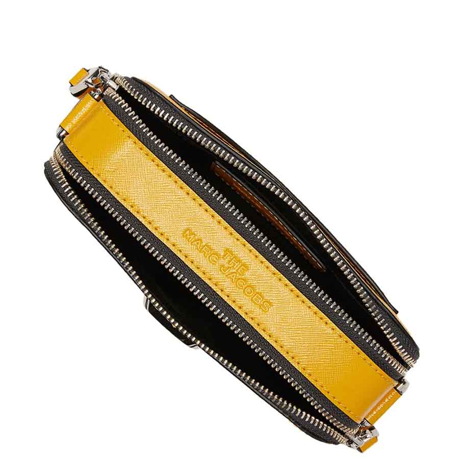 Túi Đeo Chéo Marc Jacobs Peanuts The Snapshot Crossbody Bag Màu Vàng