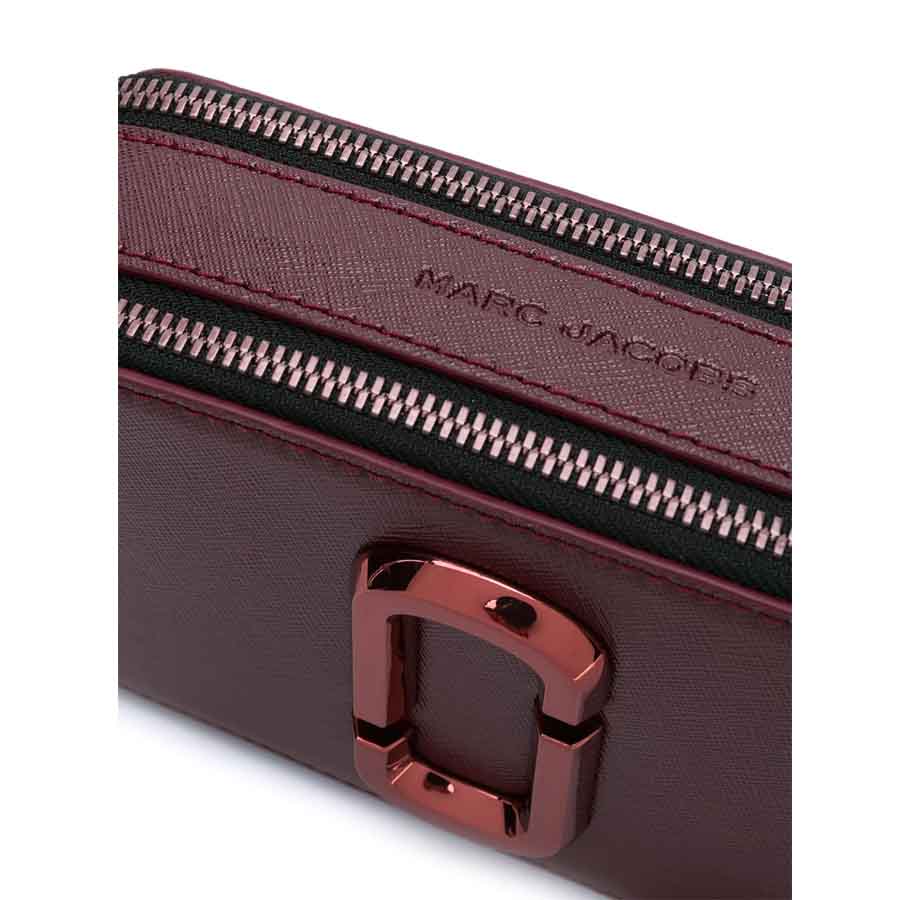Túi Đeo Chéo Marc Jacobs The Snapshot Camera Bag Màu Đỏ Mận