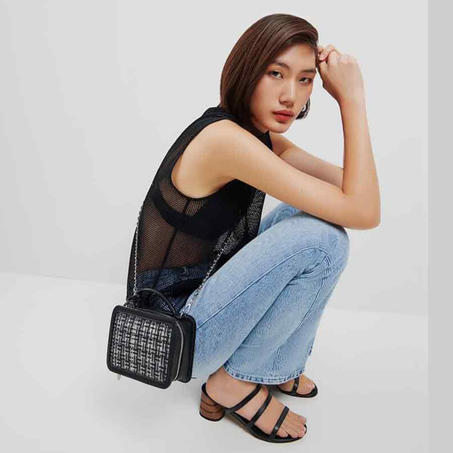 Túi Đeo Chéo Pedro Structured Shoulder Bag PW2-75210088 Màu Đen