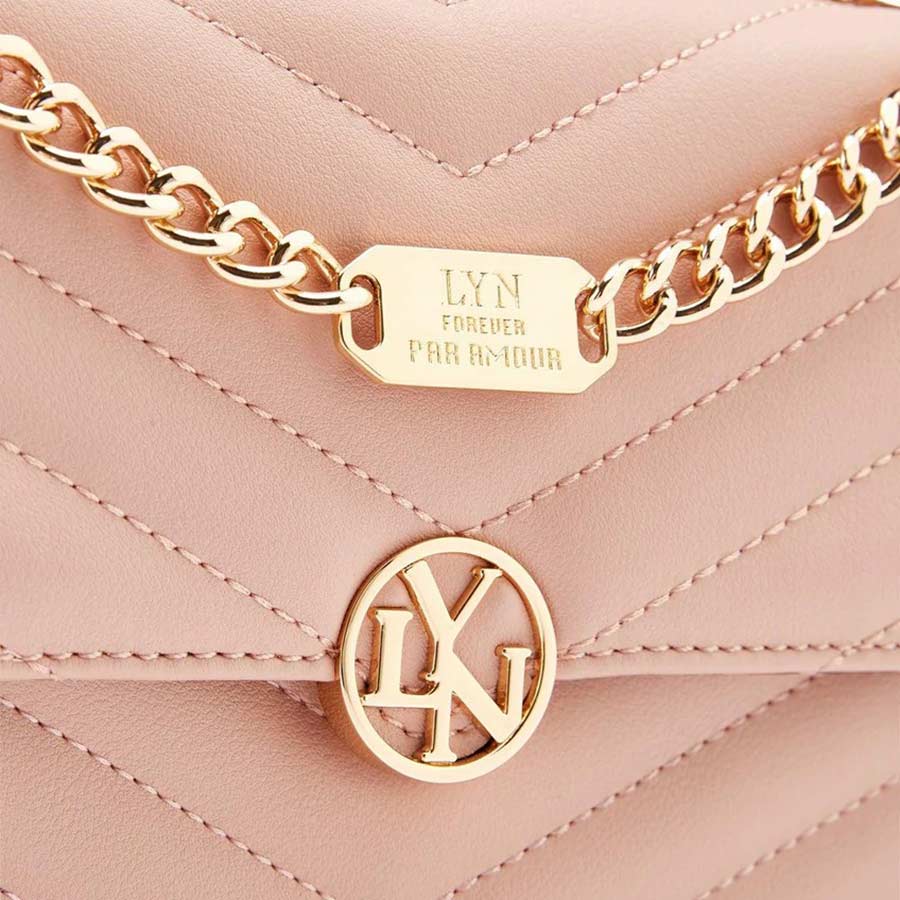 Túi Đeo Chéo Lyn Audrey S Crossbody Bags LL22SBF014 Màu Hồng Nude