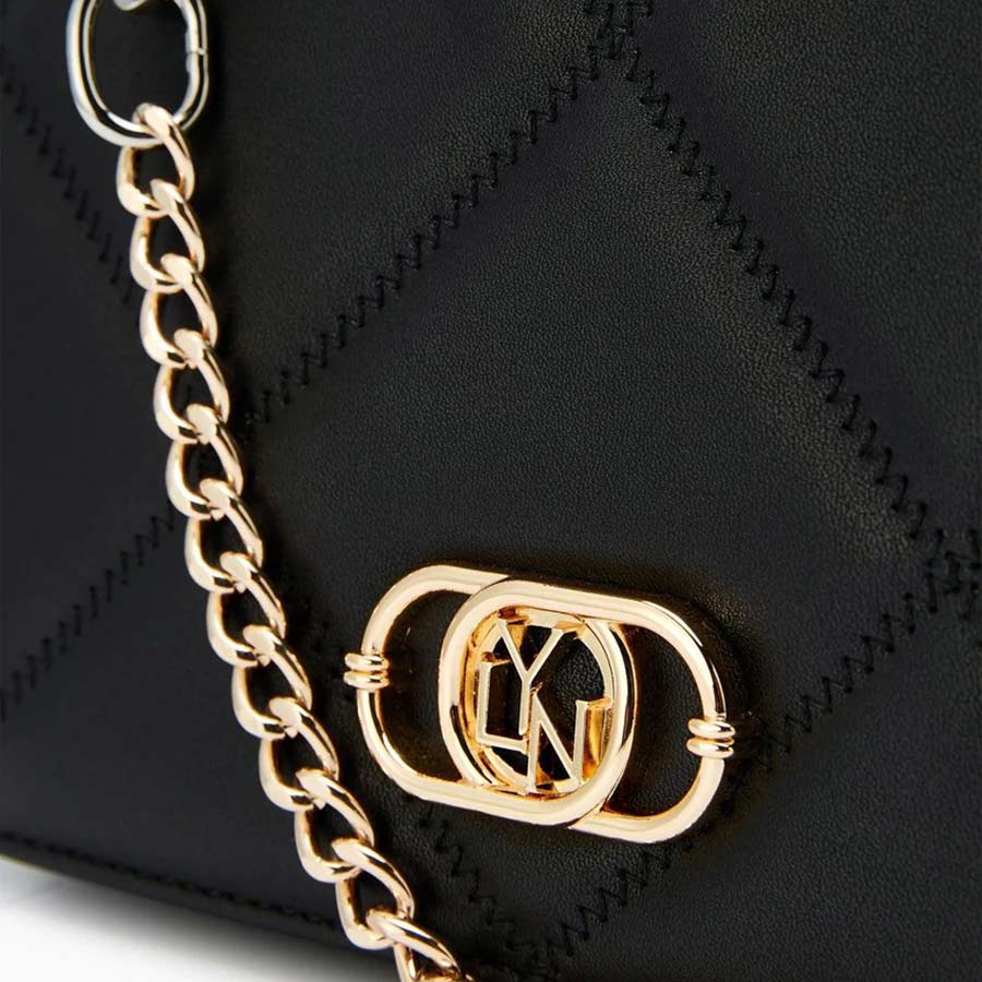 Túi Đeo Chéo Lyn Atlantis M Handbags LL22SBS011 Màu Đen