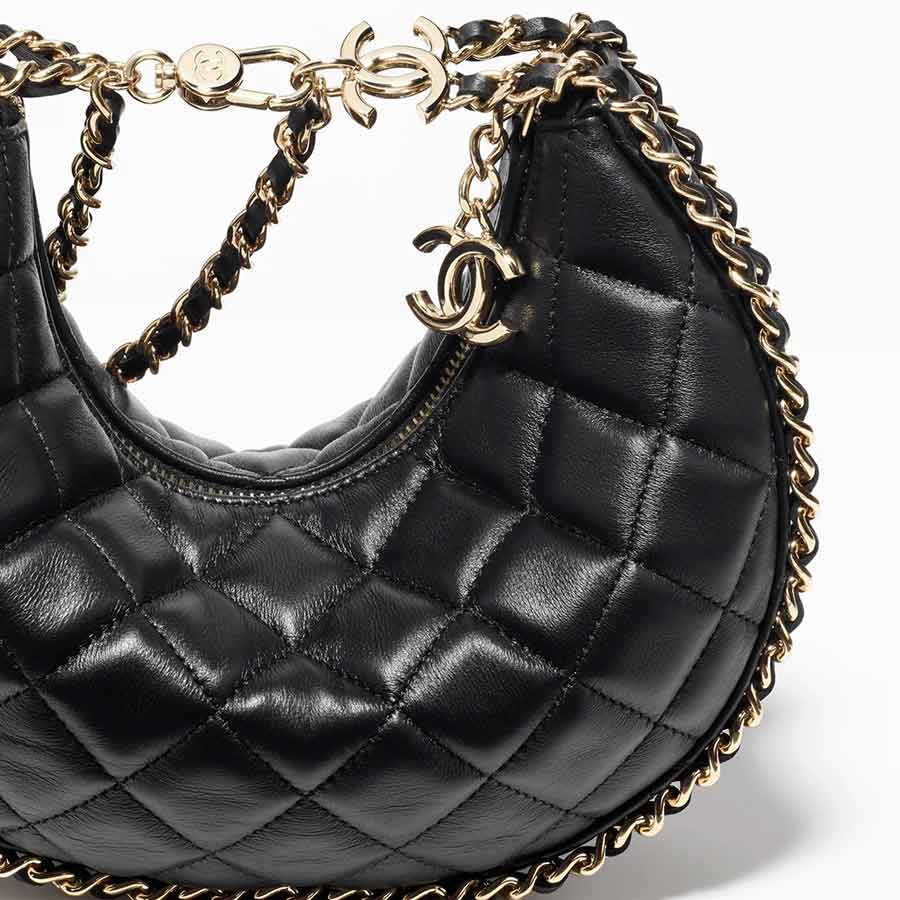 Túi Đeo Chéo Chanel Hobo Half Moon Bag Black Màu Đen