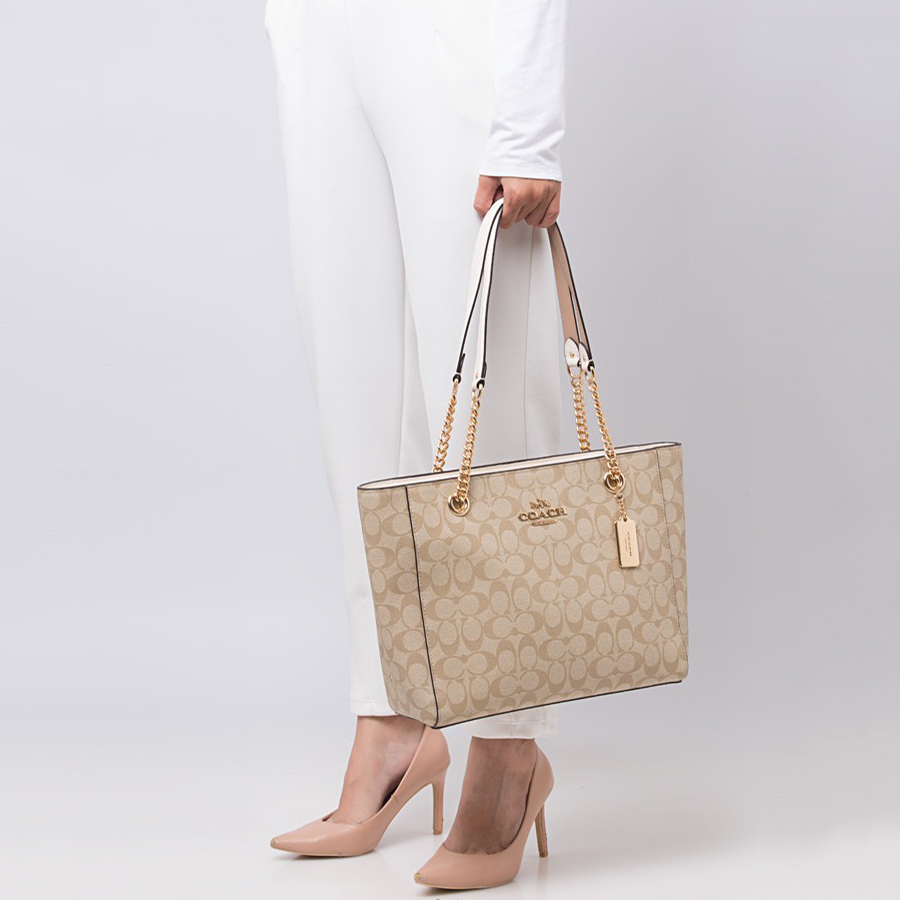 Túi Tote Nữ Coach Cammie Chain Tote In Signature Canvas C8148 Màu Khaki