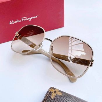 Kính mắt Salvatore Ferragamo