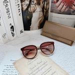 Kính Mắt Burberry Đỏ Bordeaux – Vẻ Đẹp Quyến Rũ, Đậm Chất Thời Trang Anh Quốc