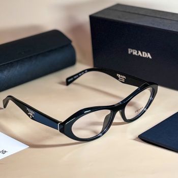 Gọng Cận PRADA Dáng Mèo – Đẳng Cấp Từ Từng Đường Nét