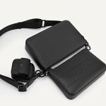 Túi Đeo Chéo Nam Pedro Sling Bag with Earphone Holder Black PM2-25210199 Màu Đen