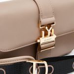 Túi Đeo Vai Lyn Kanny Front Flap Shoulder Bags LL23SBF269 Màu Kem