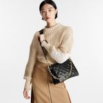 Túi Đeo Chéo Nữ Louis Vuitton LV M21260 Coussin PM Màu Đen