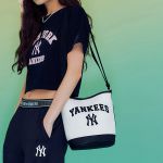 Túi Xách MLB Varsity New York Yankees 3ABMS093N-50CRD Màu Đen Kem