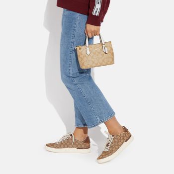 Túi Đeo Chéo Coach Mini Gallery Crossbody In Signature Canvas CH468 Màu Trắng Kem