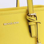 Túi Tote Michael Kors MK Jet Set Travel 35T9GTVT0L Màu Vàng
