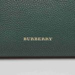 Túi Tote Burberry Bottle Green Calf Leather House Check Medium Banner Tote Bag Màu Xanh Green Size 34