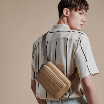 Túi Đeo Chéo Nam Pedro Casual Sling Bag PM2-26320101 Màu Nâu Nhạt