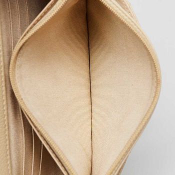 Túi Đeo Chéo Chanel Beige Clair Quilted Caviar Leather Classic Woc Clutch Bag Màu Be