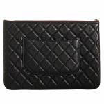 Túi Cầm Tay Chanel Pouch Classic Màu Đen