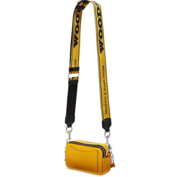 Túi Đeo Chéo Marc Jacobs Peanuts The Snapshot Crossbody Bag Màu Vàng