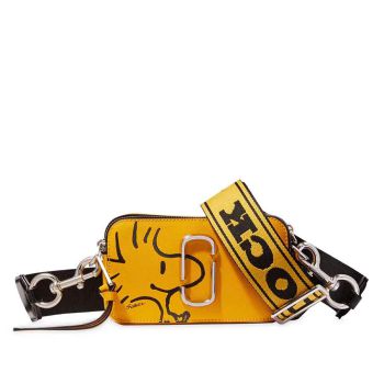 Túi Đeo Chéo Marc Jacobs Peanuts The Snapshot Crossbody Bag Màu Vàng