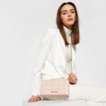Túi Đeo Chéo Love Moschino Avorio JC4257 PP0CKG0110 Màu Be